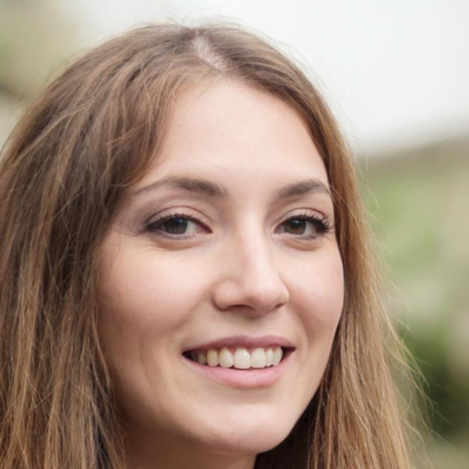 Ritratto di Elena Marchetti, esperta di makeup storico teatrale